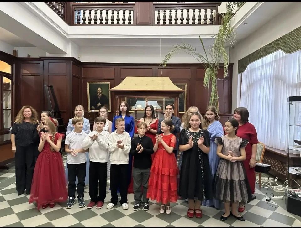 Концерт вокального ансамбля «Ария» в музее «Усадьба Колокольниковых»
